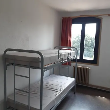 Hostel Casa De Colonies Mogent Llinars del Valles